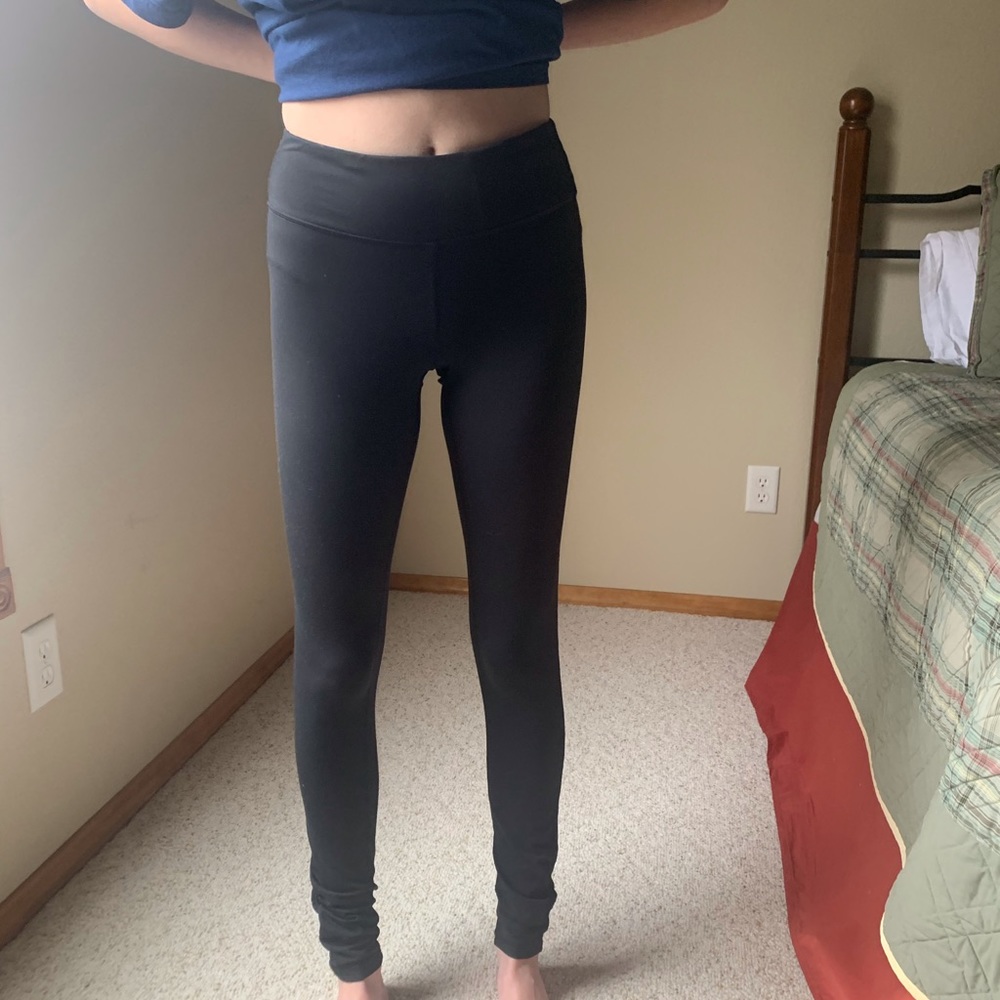 GAIAM black ankle accent